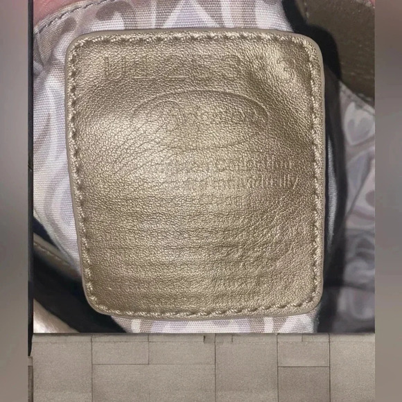 Brighton Shoulder Handbag Purse- U125323 EUC - Picture 5 of 9